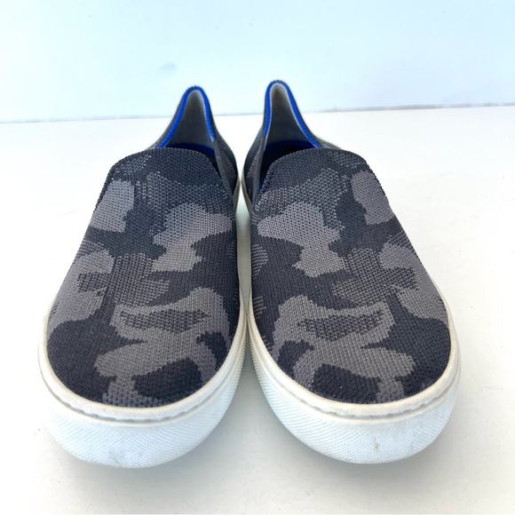 ROTHY’S The Original Slip On Grey Camouflage Blue Trim Comfy Sneakers Sz 6 - Picture 5 of 16